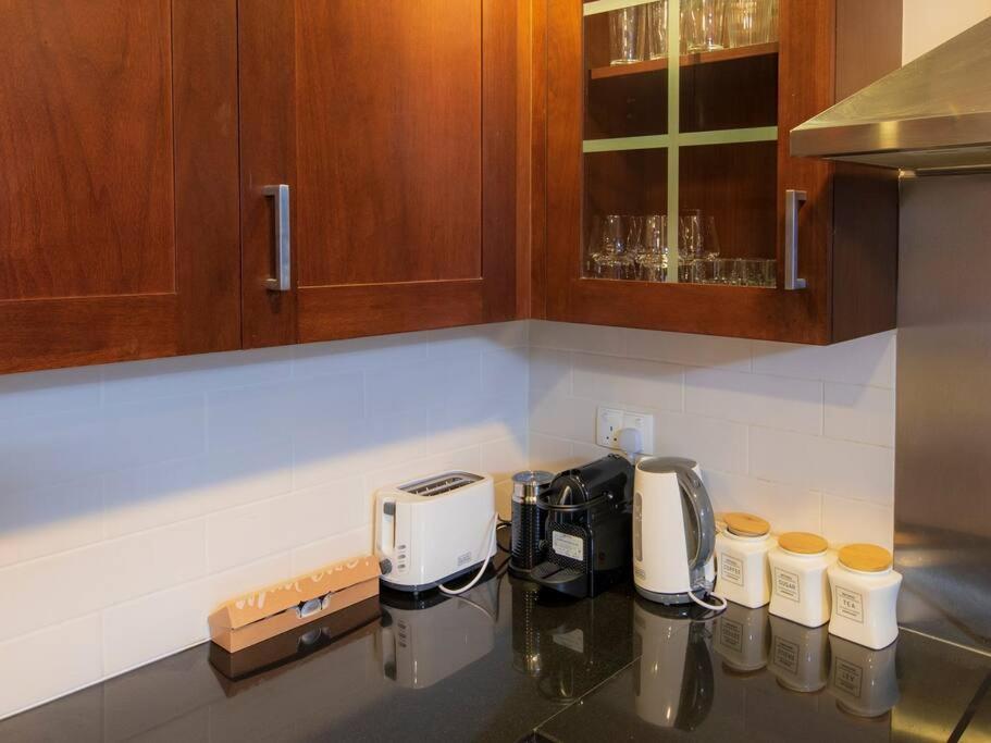 First Class 2Br With Full Burj Khalifa And Fountain View Dubai Eksteriør bilde