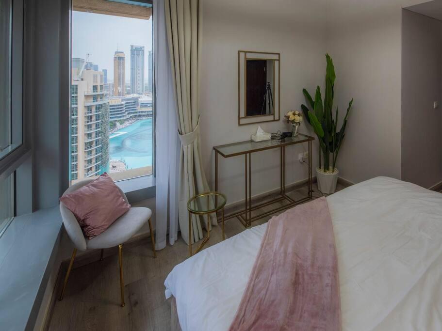 First Class 2Br With Full Burj Khalifa And Fountain View Dubai Eksteriør bilde