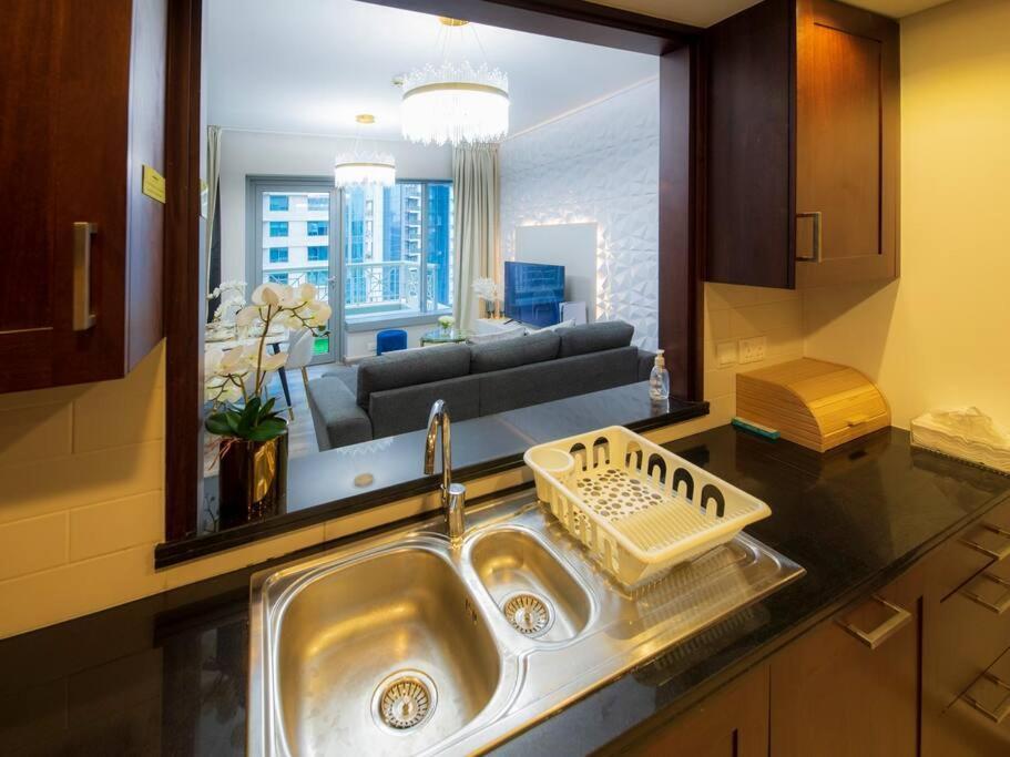 First Class 2Br With Full Burj Khalifa And Fountain View Dubai Eksteriør bilde