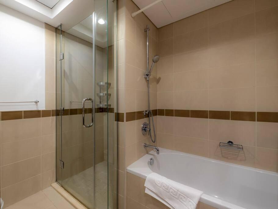 First Class 2Br With Full Burj Khalifa And Fountain View Dubai Eksteriør bilde