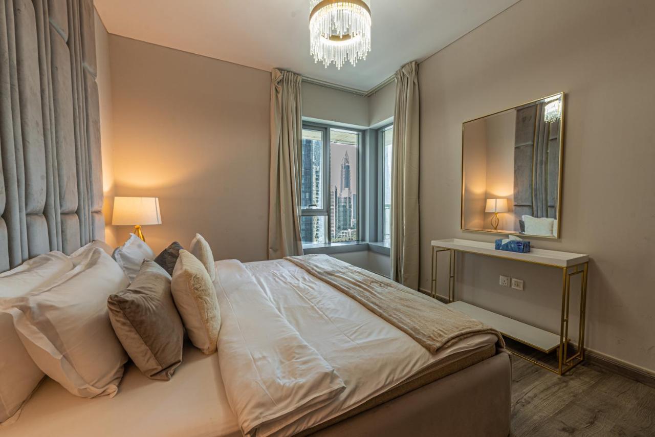 First Class 2Br With Full Burj Khalifa And Fountain View Dubai Eksteriør bilde