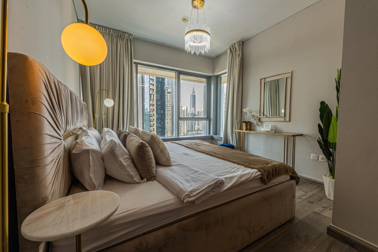 First Class 2Br With Full Burj Khalifa And Fountain View Dubai Eksteriør bilde